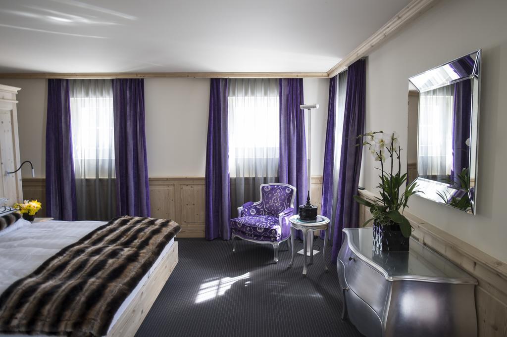 Hotel Weiss Kreuz Malans Camera foto